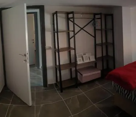 Apartman Schoene Im Gruenen Mit Privater Pool Und Meeresblick